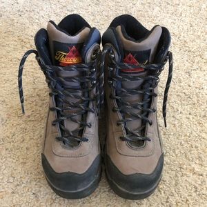 Thorogood boots women’s size 9